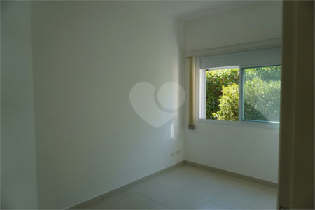 Casa para alugar com 4 quartos, sendo 2 suítes, no condomínio Mont Serrat, Salto - SP