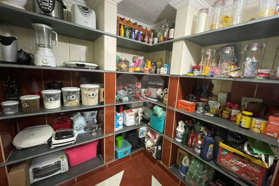 Sobrado à venda com 4 quartos, sendo 1 suíte,  em Pirituba, São Paulo, SP
