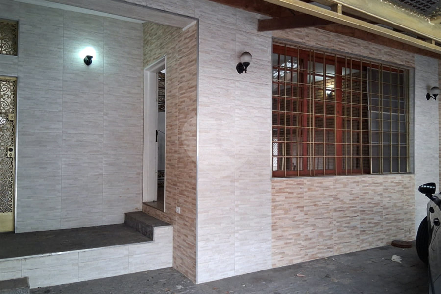 Sobrado à venda com 3 quartos, sendo 1 suíte, em Vila Dom Pedro Ii, São Paulo, SP
