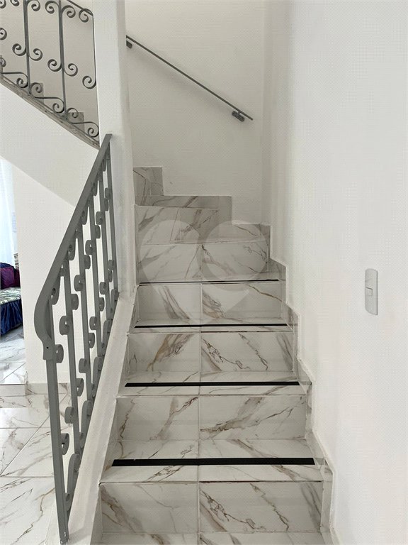 Sobrado à venda com 3 quartos em Vila Laís, São Paulo, SP