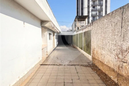 Casa para alugar com 5 quartos, sendo 2 suítes, no Centro, Suzano, SP