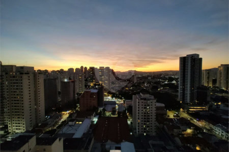 Apartamento à venda com 3 suítes em Vila Pompéia, São Paulo, SP