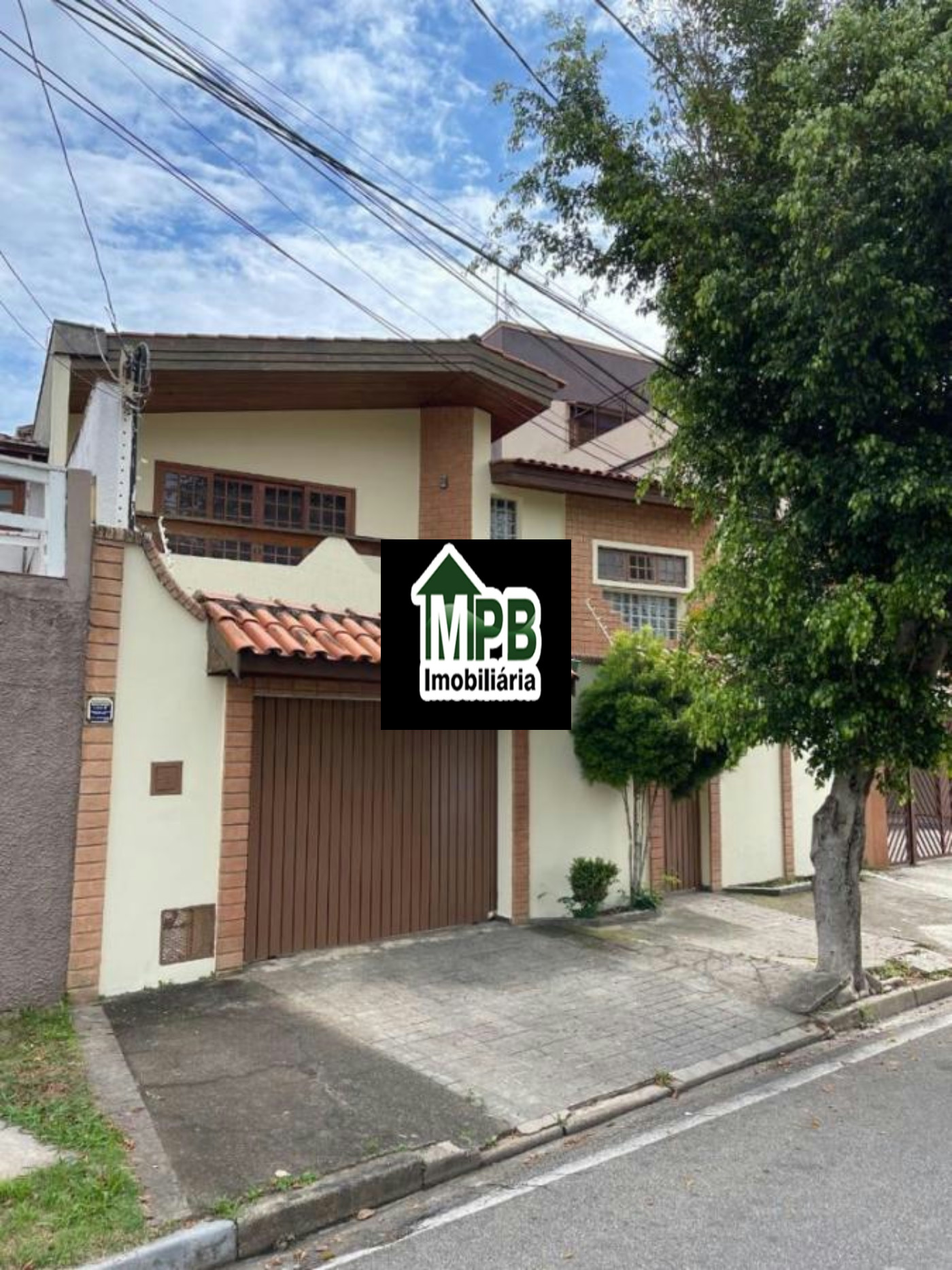 Sobrado à venda com 3 quartos, sendo 1 suíte, em Jardim Refúgio, Sorocaba, SP