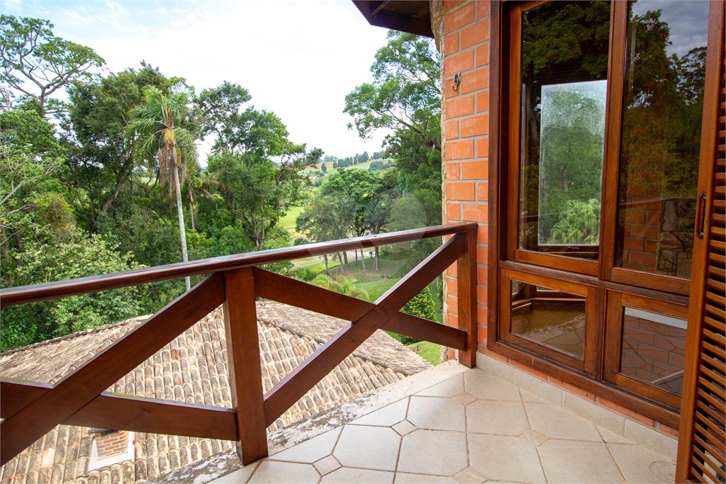 Chácara à venda com 4 quartos, sendo 2 suítes, em Jardim Oriental, Mairinque, SP