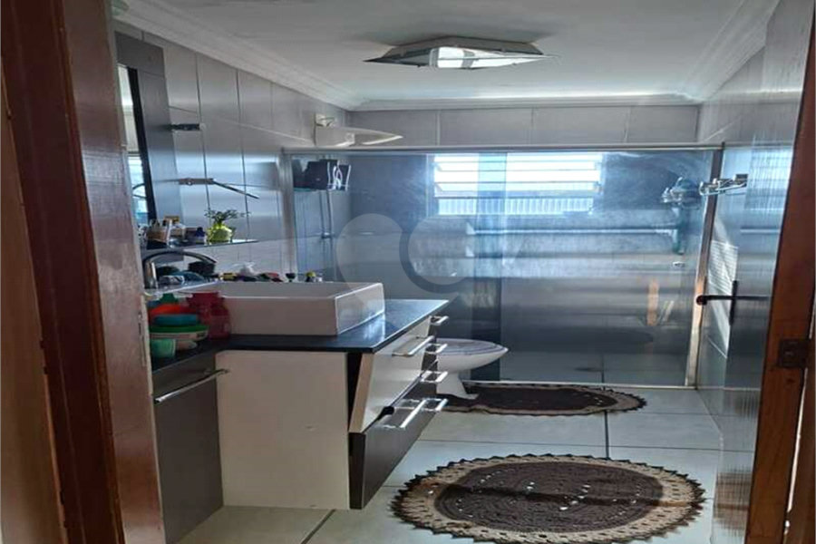 Sobrado à venda com 2 quartos, sendo 1 suíte, em Vila Nova Cachoeirinha, São Paulo, SP