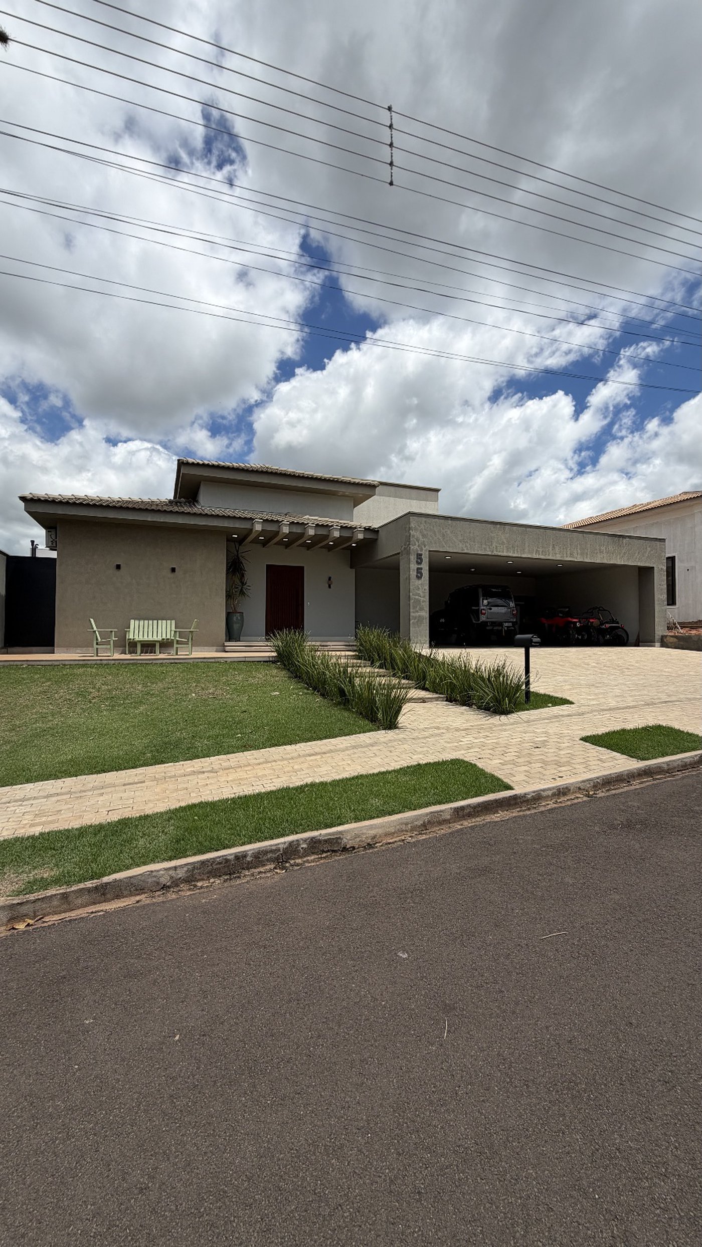 Casa à venda com 4 suítes no condomínio Gramado Park Residencial, Álvares Machado - SP