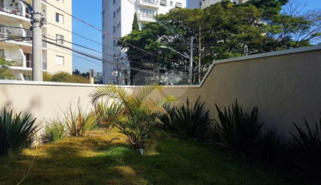 Sobrado à venda com 3 quartos, sendo 1 suíte,  em Jardim Prudência, São Paulo, SP