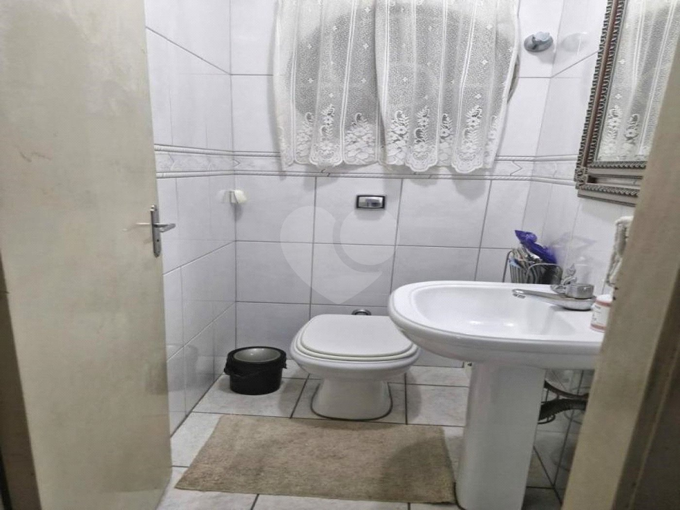 Casa à venda com 3 quartos, sendo 1 suíte, em Vila Paulista, São Paulo, SP