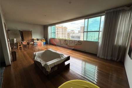 Apartamento à venda com 4 quartos, sendo 2 suítes, em Tijuca, Rio de Janeiro, RJ