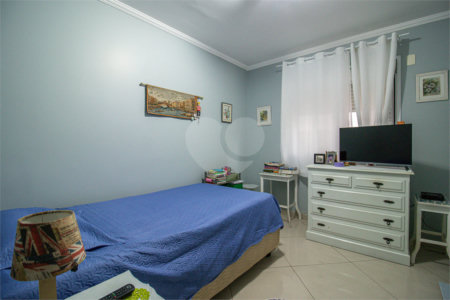 Apartamento à venda com 4 quartos, sendo 2 suítes, em Jardim Prudência, São Paulo, SP