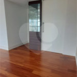 Apartamento à venda com 4 quartos, sendo 3 suítes, em Cambuci, São Paulo, SP
