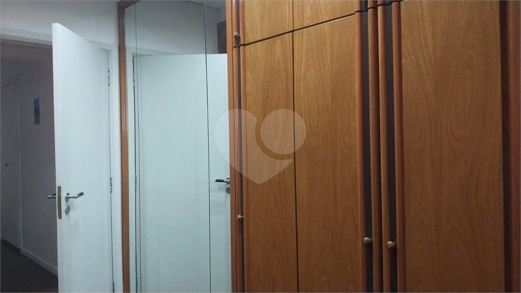 Apartamento à venda ou para alugar com 5 quartos, sendo 3 suítes,  em Tatuapé, São Paulo, SP
