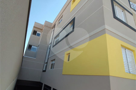 Casa à venda com 2 quartos no condomínio Ari Gomes, São Paulo - SP