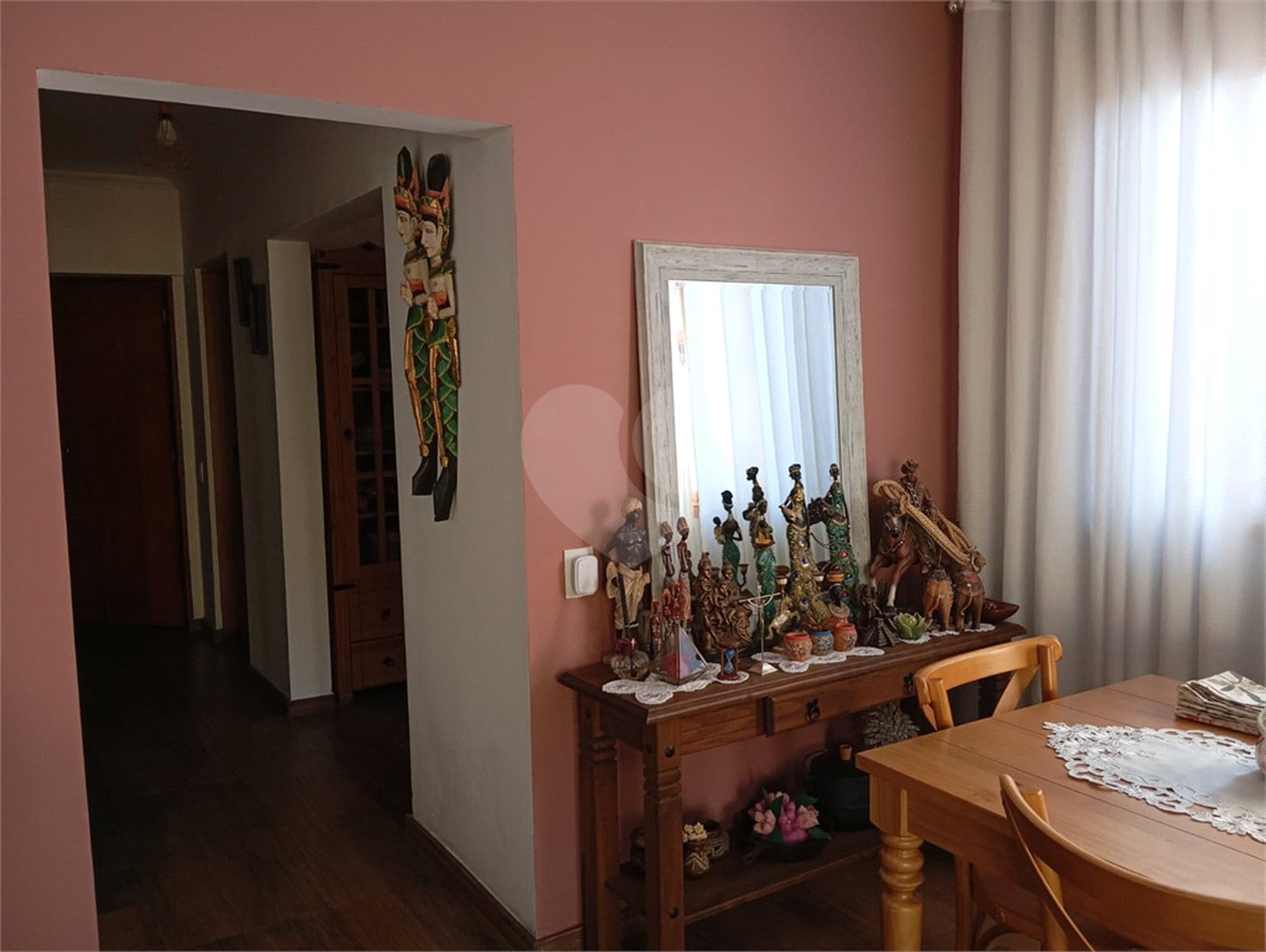 Casa à venda com 4 quartos, sendo 2 suítes,  em Guaxinduva, Atibaia, SP