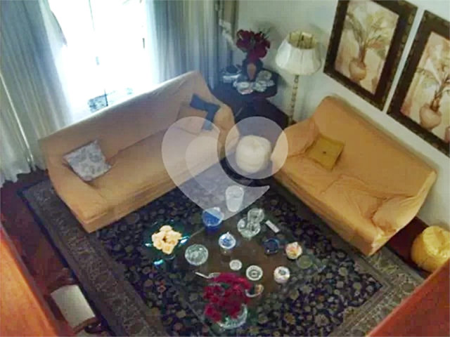 Sobrado à venda com 3 suítes em Palmas do Tremembé, São Paulo, SP