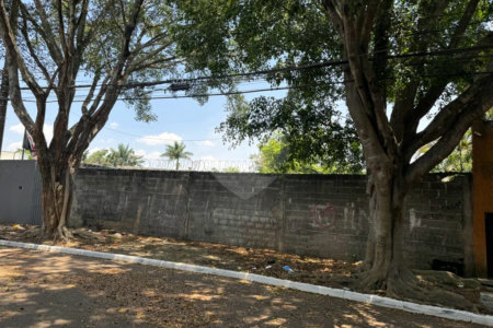 Terreno à venda em Interlagos, São Paulo, SP
