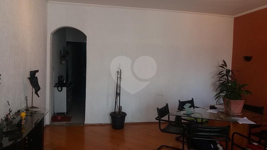 Casa à venda com 3 quartos, sendo 1 suíte, em Santana, São Paulo, SP