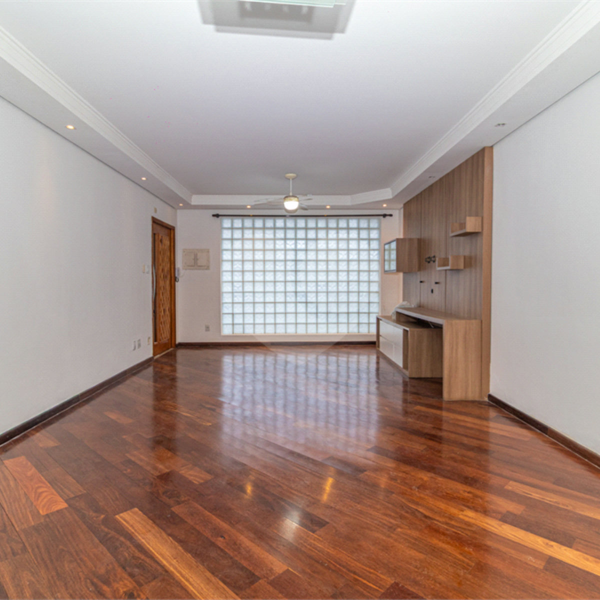Casa à venda ou para alugar com 3 quartos, sendo 1 suíte, em Granja Julieta, São Paulo, SP