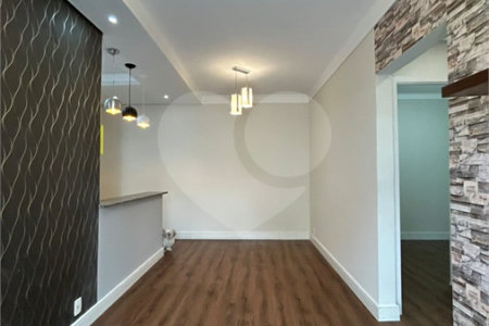 Apartamento para alugar com 2 quartos em Ortizes, Valinhos, SP
