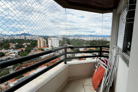 Apartamento à venda com 3 quartos, sendo 1 suíte,  em Alto da Lapa, São Paulo, SP