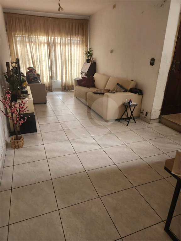 Sobrado à venda com 2 quartos em Santana, São Paulo, SP