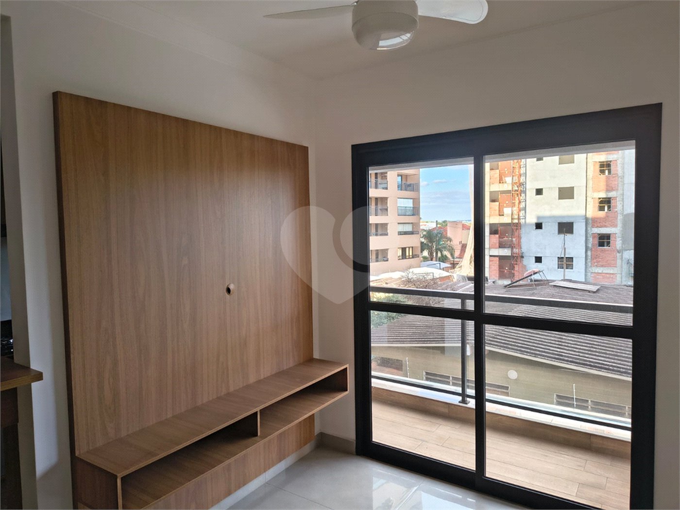 Apartamento à venda com 2 quartos, sendo 1 suíte,  em Ribeirânia, Ribeirão Preto, SP