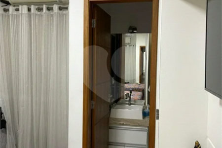 Casa à venda com 2 suítes no condomínio Residencial Veneza, São Paulo - SP