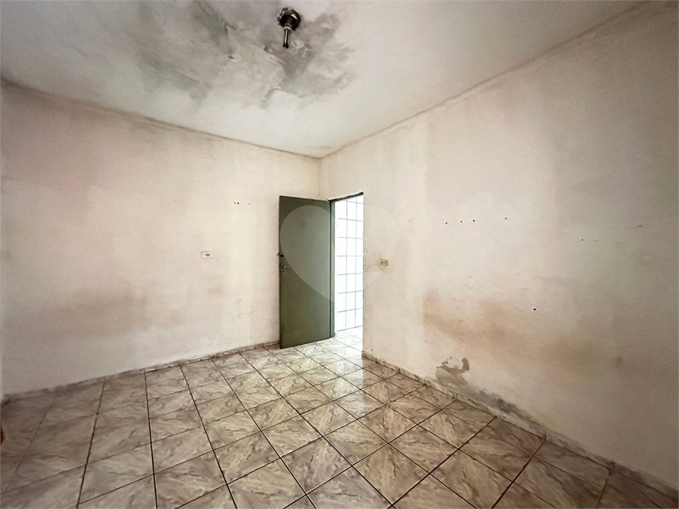 Casa à venda com 4 quartos em Jardim Casa Branca, Suzano, SP
