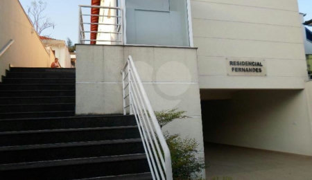 Casa à venda com 3 quartos, sendo 1 suíte,  no condomínio Fernandes, São Paulo - SP