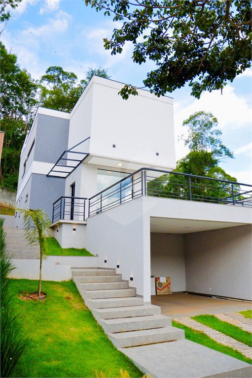 Casa à venda com 3 suítes no condomínio Quintas da Boa Vista, Atibaia - SP