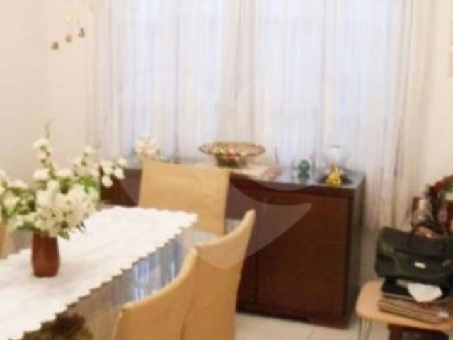 Sobrado à venda com 3 quartos, sendo 1 suíte,  em Campo Grande, São Paulo, SP