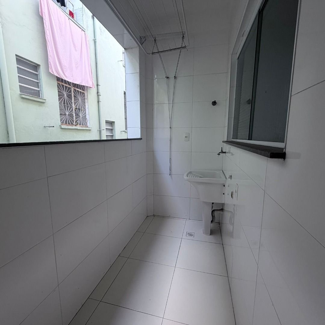 Casa com 2 dormitórios à venda, 100 m² por R$ 650.000,00 - José Menino - Santos/SP