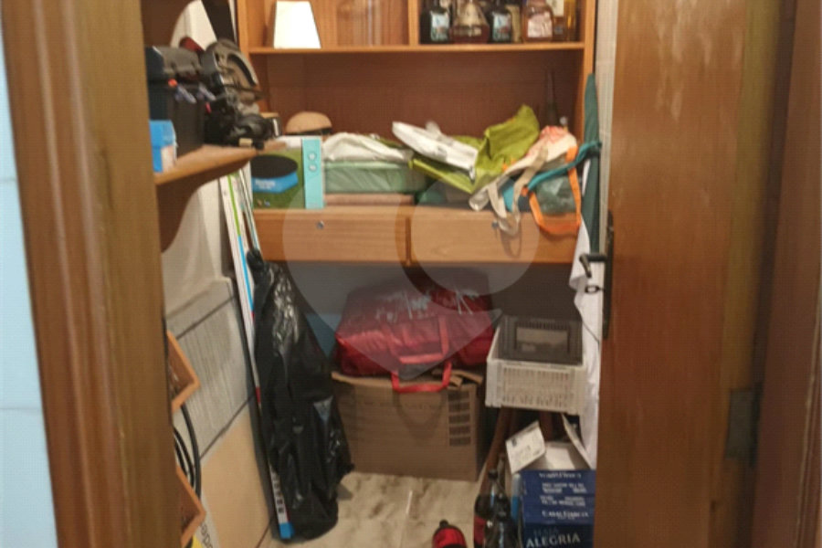 Sobrado à venda com 4 quartos, sendo 1 suíte, em Tremembé, São Paulo, SP