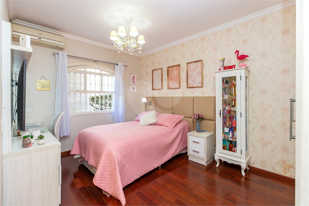 Casa à venda com 5 quartos, sendo 3 suítes,  em Brooklin, São Paulo, SP