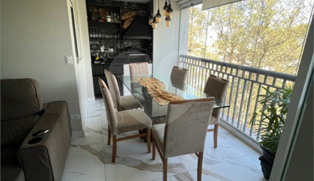Apartamento à venda com 3 quartos, sendo 1 suíte,  em Campo Grande, São Paulo, SP
