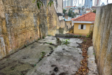 Sobrado à venda com 2 quartos em Vila Mazzei, São Paulo, SP