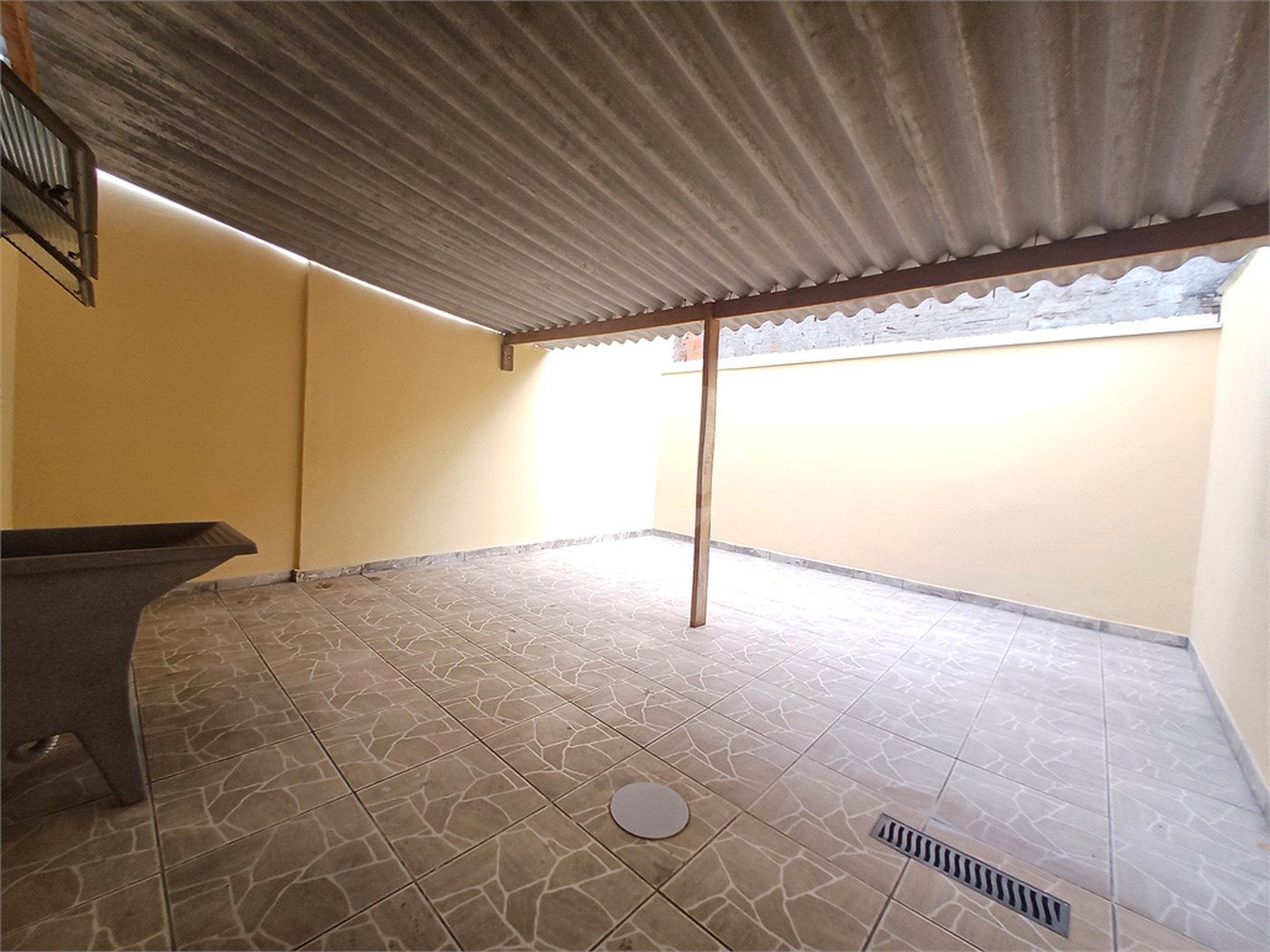 Sobrado à venda com 2 quartos em Jardim Guaíba, Sorocaba, SP