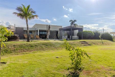 Casa à venda com 4 suítes no condomínio Xapada Parque Ytu, Itu - SP
