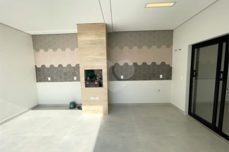 Casa à venda com 3 quartos, sendo 1 suíte, no condomínio Horto Florestal Iii, Sorocaba - SP