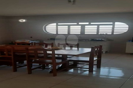 Casa à venda com 3 quartos no Centro, Iperó, SP