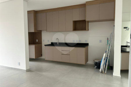 Apartamento à venda ou para alugar com 3 suítes em Vila Lucy, Sorocaba, SP