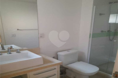 Apartamento à venda com 3 suítes em Campestre, Santo André, SP