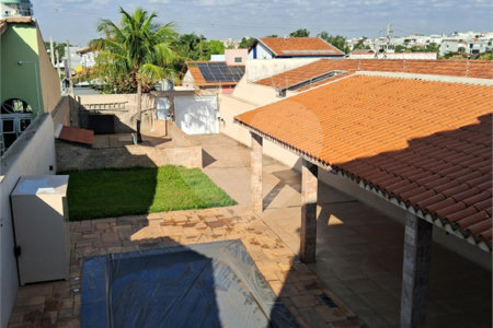 Casa à venda com 3 quartos, sendo 1 suíte, em Jardim Rossignatti, Indaiatuba, SP