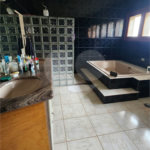 Chácara à venda com 4 quartos, sendo 3 suítes, em Pinheirinho, Vinhedo, SP