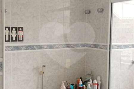 Casa à venda com 4 quartos, sendo 2 suítes, no condomínio Canamari, São Paulo - SP