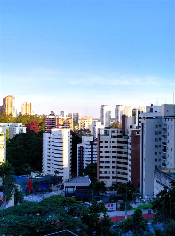 Apartamento à venda com 4 suítes em Vila Andrade, São Paulo, SP