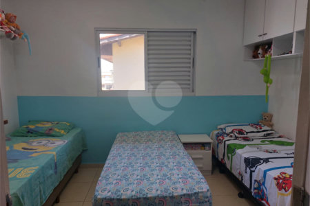 Casa à venda com 2 suítes no condomínio Villa Dell Victor, São Paulo - SP