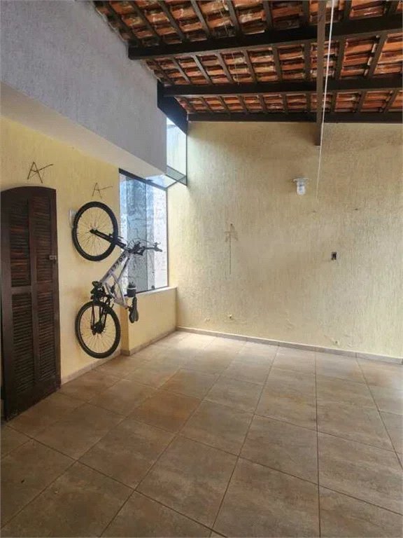Sobrado à venda com 3 quartos, sendo 1 suíte, em Jardim das Vertentes, São Paulo, SP