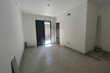 Casa Térrea à venda com 3 suítes em Jardim do Lago, Atibaia, SP