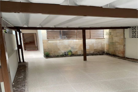 Sobrado à venda com 3 quartos em Brooklin, São Paulo, SP